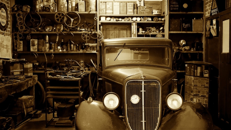 vitrine-LA COLLE SUR LOUP-min_antique_auto_automobile_automotive_car_classic_equipment_fix-1169797